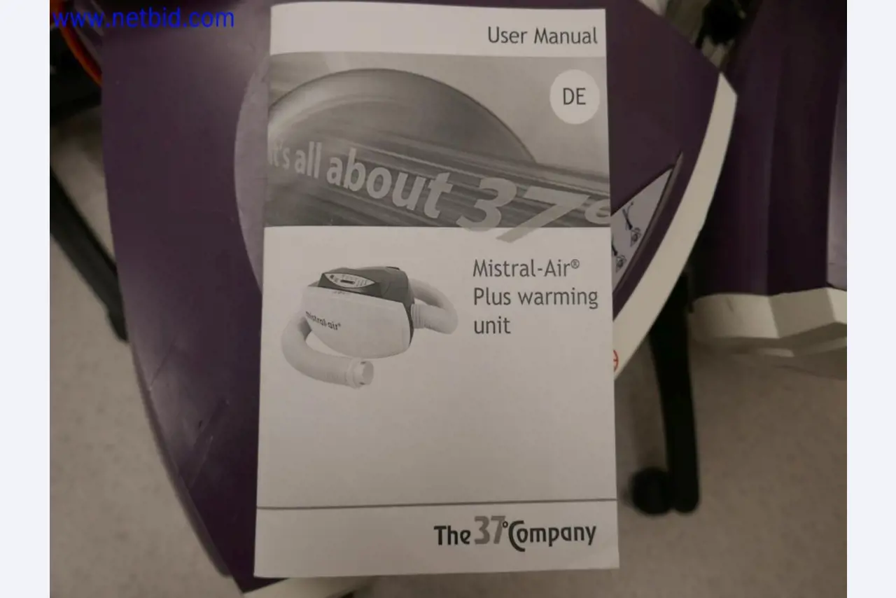 Medyczne urządzenia techniczne, wyposażenie i meble szpitalne-1