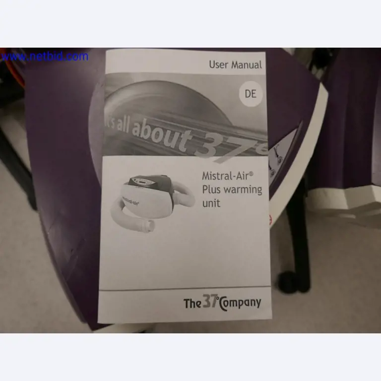 Medyczne urządzenia techniczne, wyposażenie i meble szpitalne-1