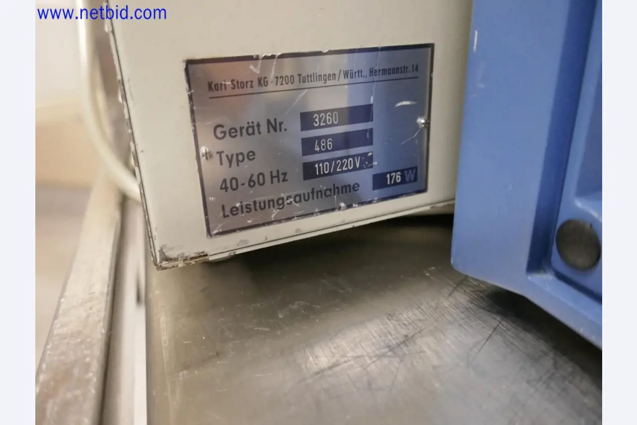 Medyczne urządzenia techniczne, wyposażenie i meble szpitalne-1