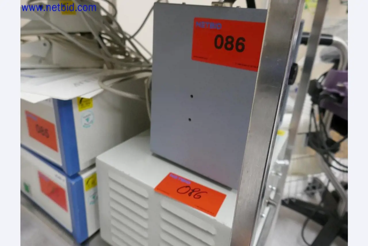 Medyczne urządzenia techniczne, wyposażenie i meble szpitalne-2