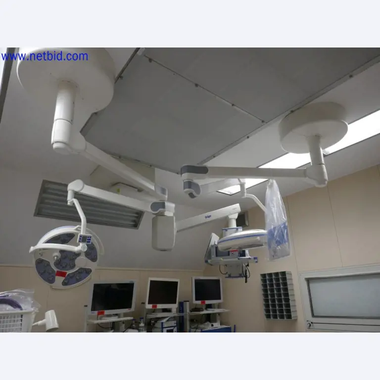 Medyczne urządzenia techniczne, wyposażenie i meble szpitalne-1