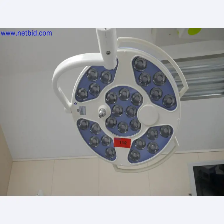 Medyczne urządzenia techniczne, wyposażenie i meble szpitalne-2