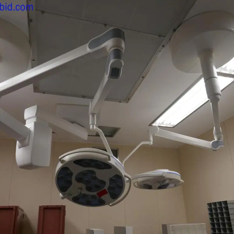 2 Oświetlenie sali operacyjnej Dr. Mach Mach LED 3 Smart