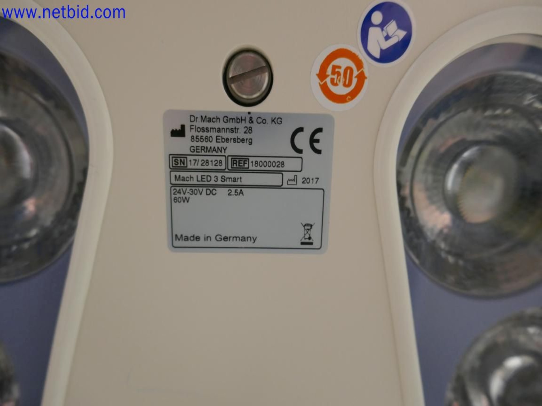 Medyczne urządzenia techniczne, wyposażenie i meble szpitalne-2