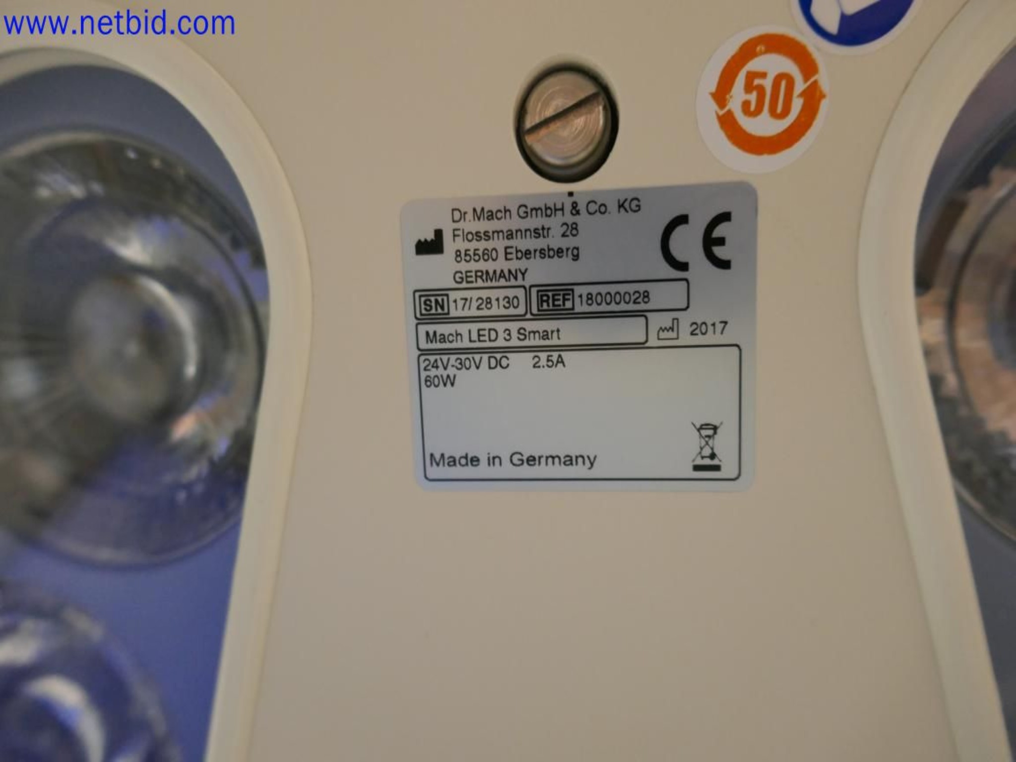 Medyczne urządzenia techniczne, wyposażenie i meble szpitalne-4