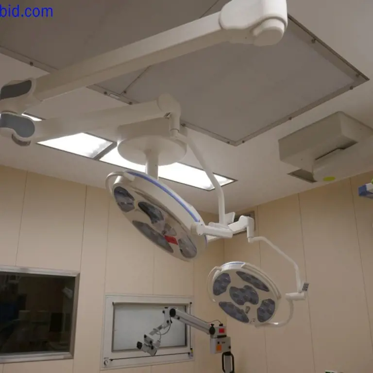 2 Oświetlenie sali operacyjnej Dr. Mach Mach LED 3 Smart