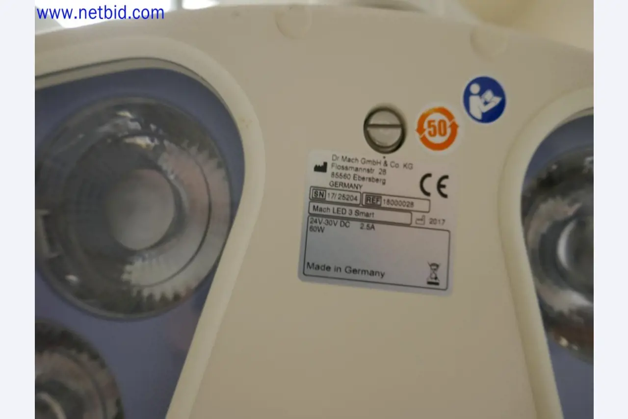 Medyczne urządzenia techniczne, wyposażenie i meble szpitalne-2