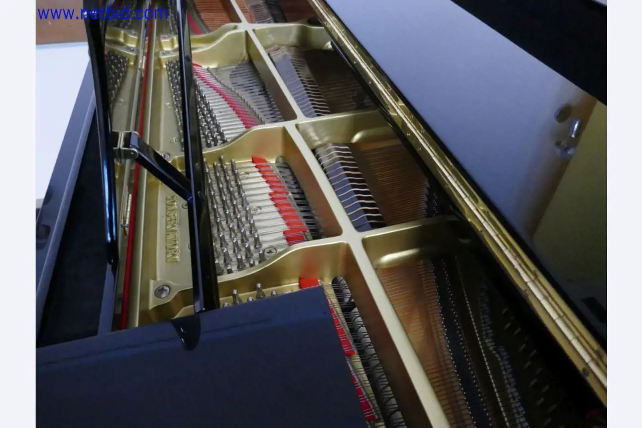 Medyczne urządzenia techniczne, wyposażenie i meble szpitalne-4