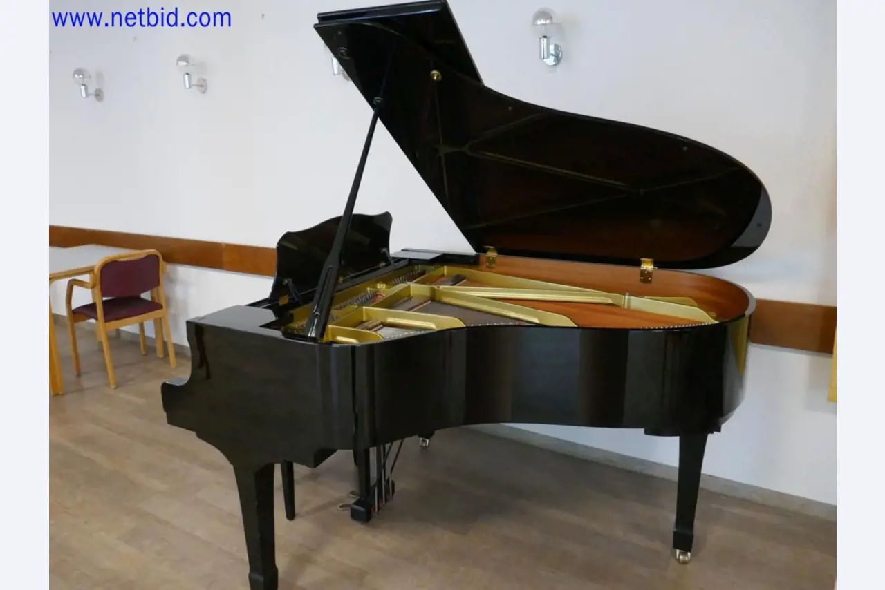 Medyczne urządzenia techniczne, wyposażenie i meble szpitalne-5