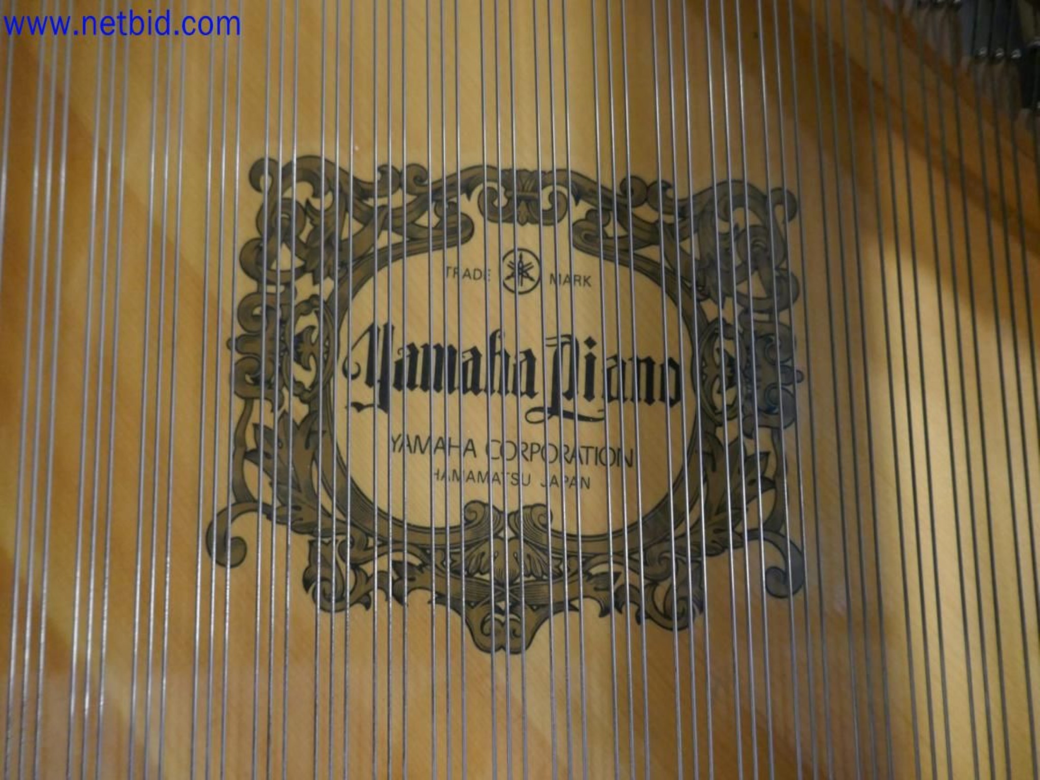 Medyczne urządzenia techniczne, wyposażenie i meble szpitalne-6