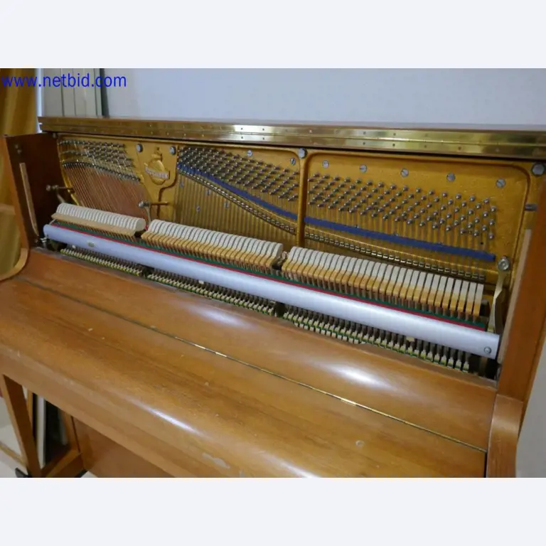 Medyczne urządzenia techniczne, wyposażenie i meble szpitalne-4