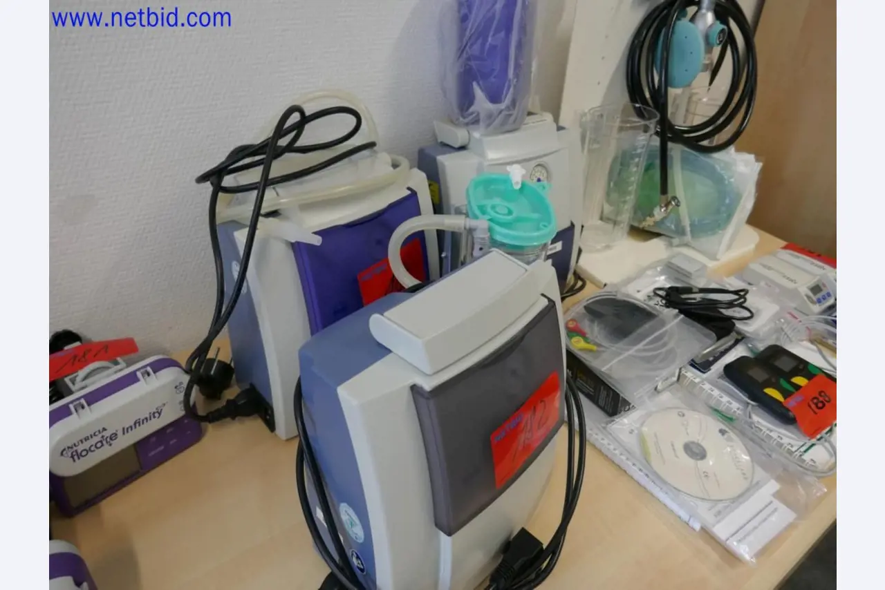 Medyczne urządzenia techniczne, wyposażenie i meble szpitalne-1