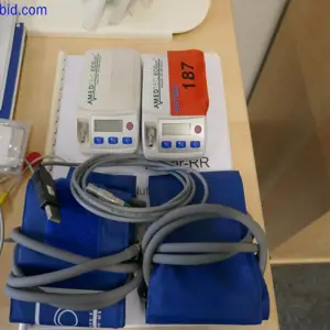 2 Długoterminowe monitory ciśnienia krwi IEM GmbH Mobilograph, Amedtec ECG Pro