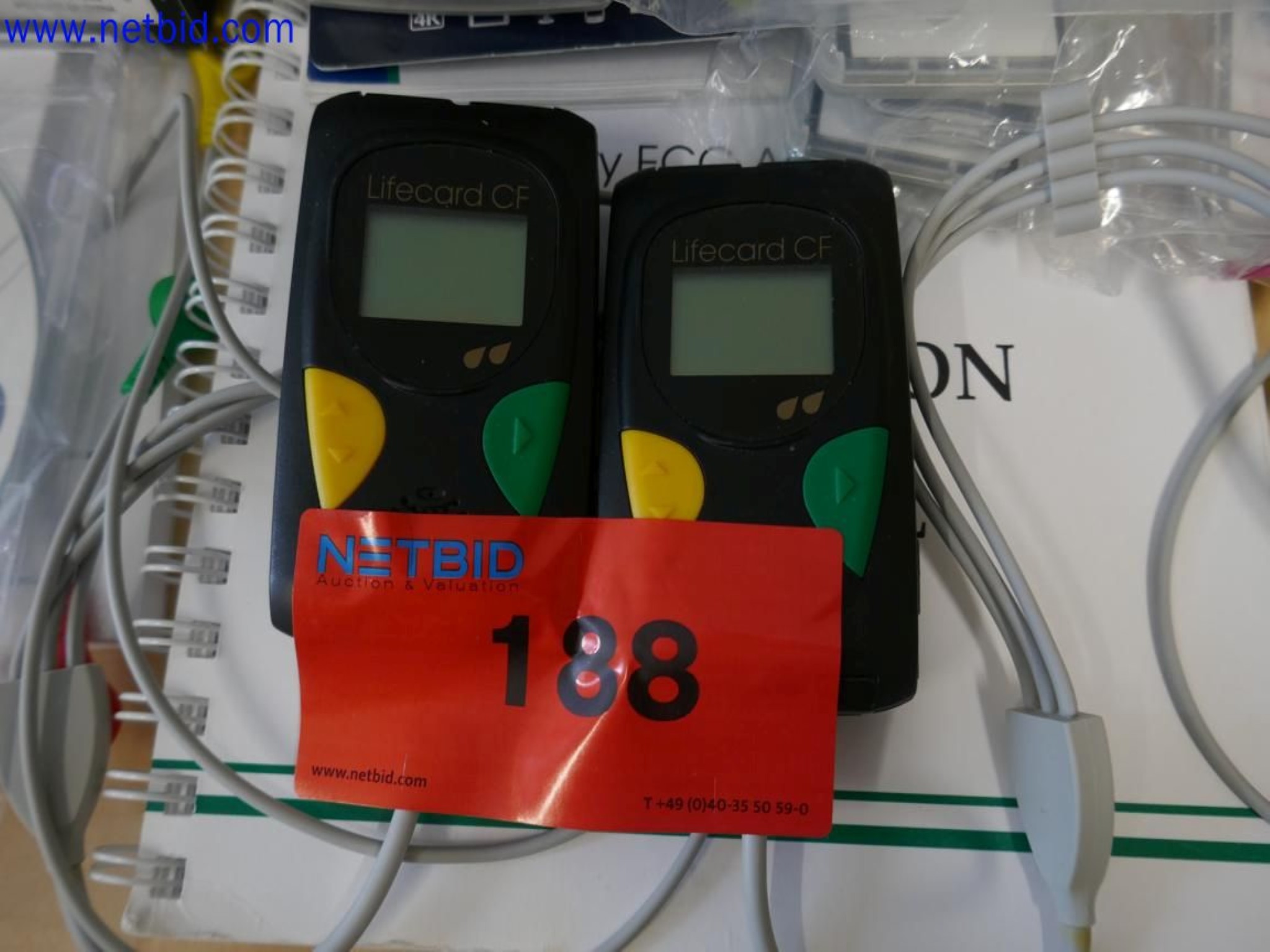 Medyczne urządzenia techniczne, wyposażenie i meble szpitalne-1