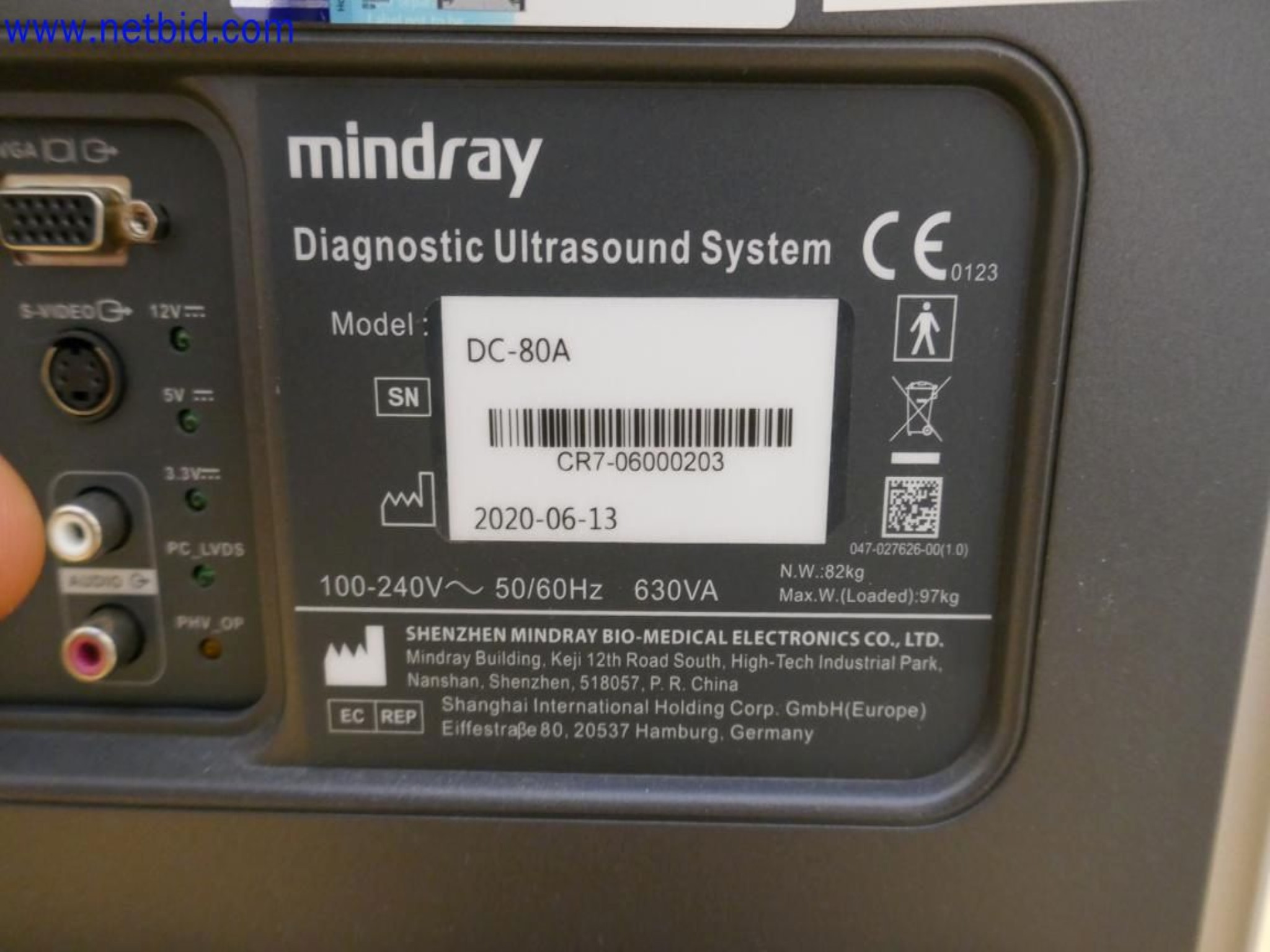 Medyczne urządzenia techniczne, wyposażenie i meble szpitalne-2