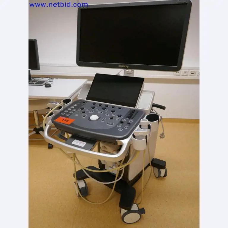 Medyczne urządzenia techniczne, wyposażenie i meble szpitalne-5