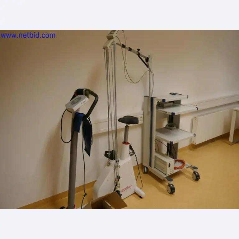 Medyczne urządzenia techniczne, wyposażenie i meble szpitalne-5