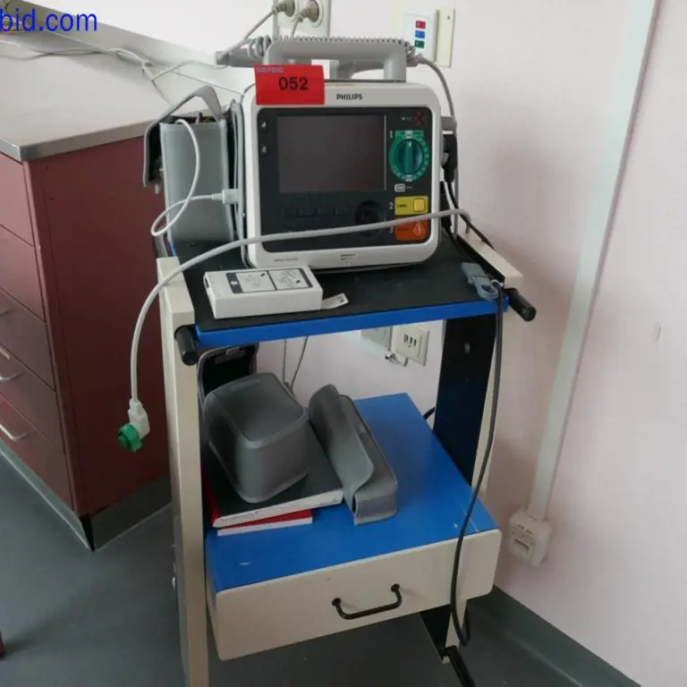 Defibrylator Philips Efficia DFM100