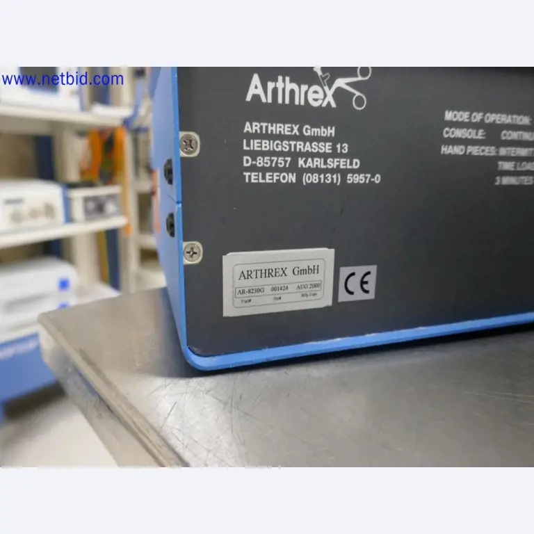 Medyczne urządzenia techniczne, wyposażenie i meble szpitalne-3