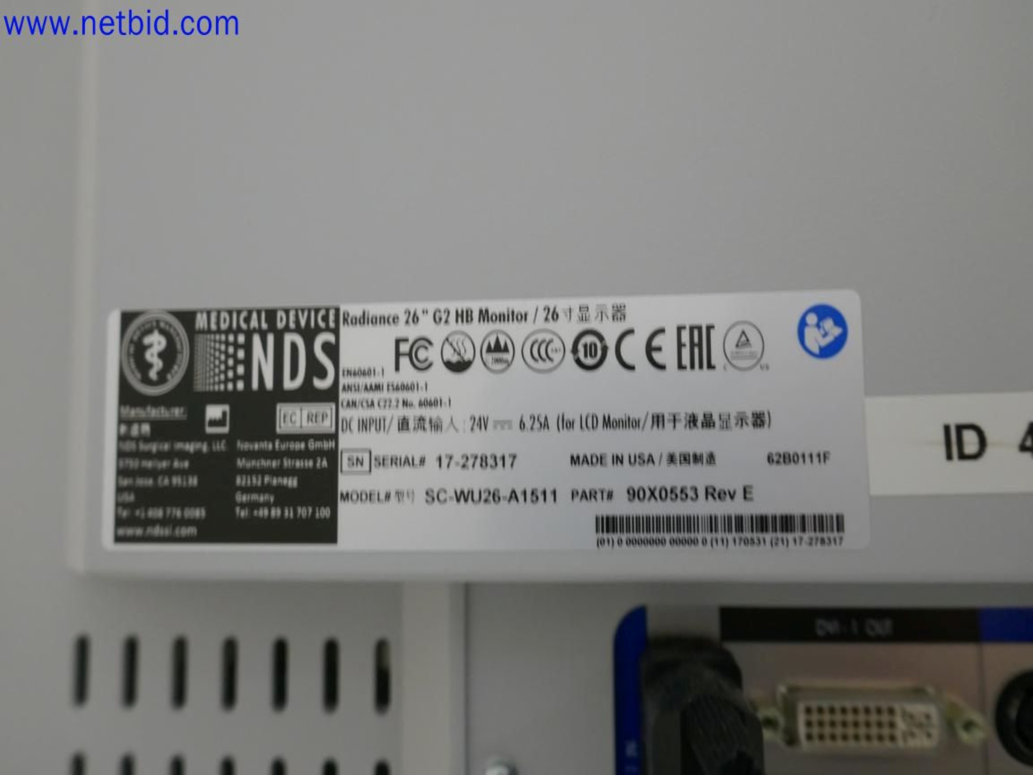 Medyczne urządzenia techniczne, wyposażenie i meble szpitalne-7