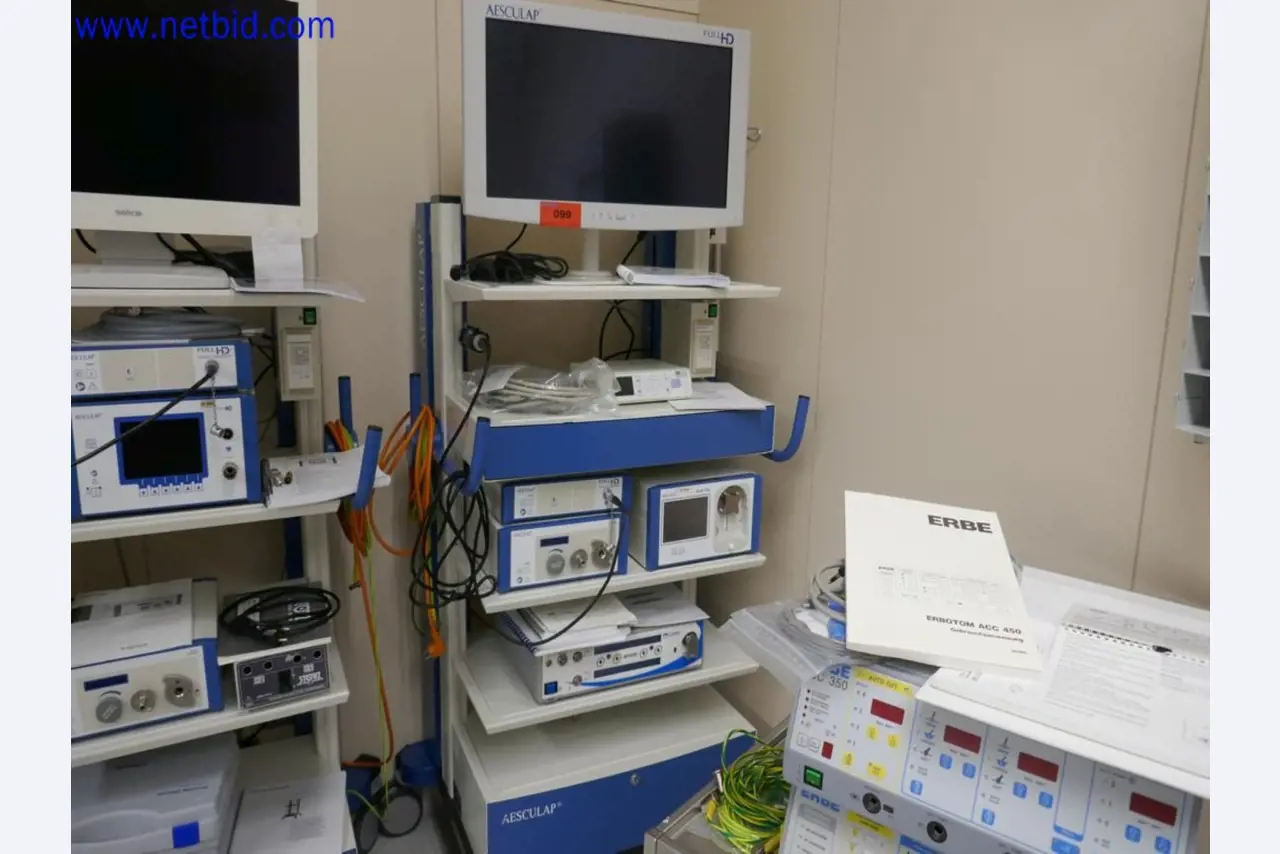 Medyczne urządzenia techniczne, wyposażenie i meble szpitalne-1