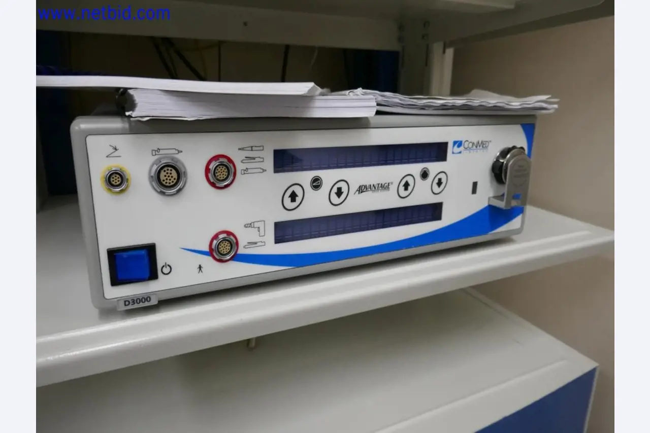 Medyczne urządzenia techniczne, wyposażenie i meble szpitalne-7