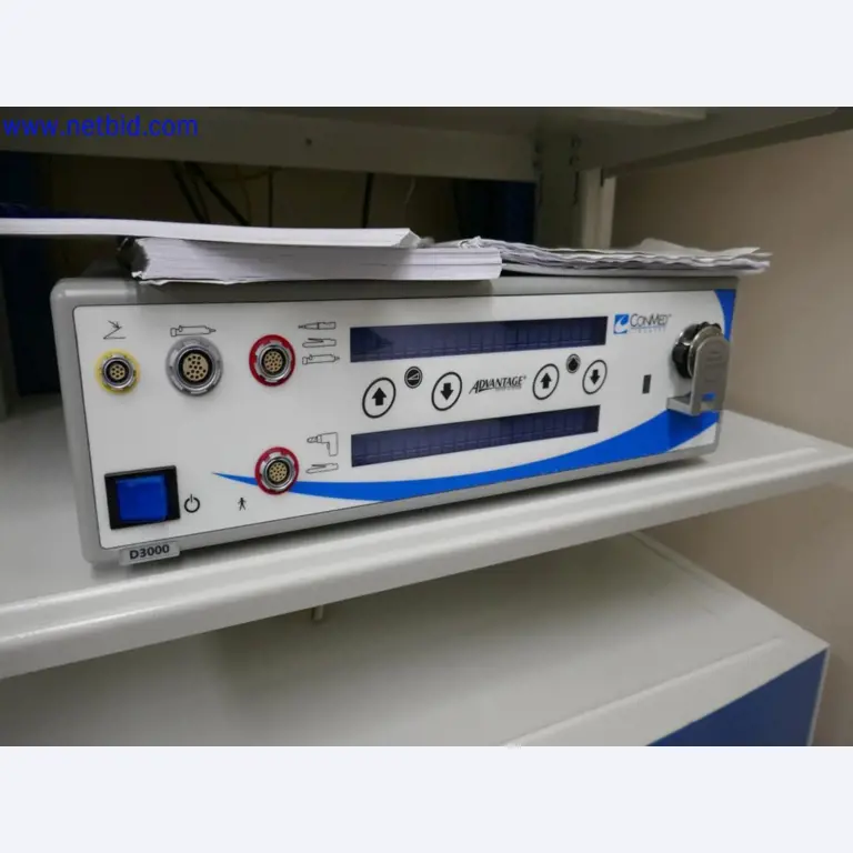 Medyczne urządzenia techniczne, wyposażenie i meble szpitalne-7