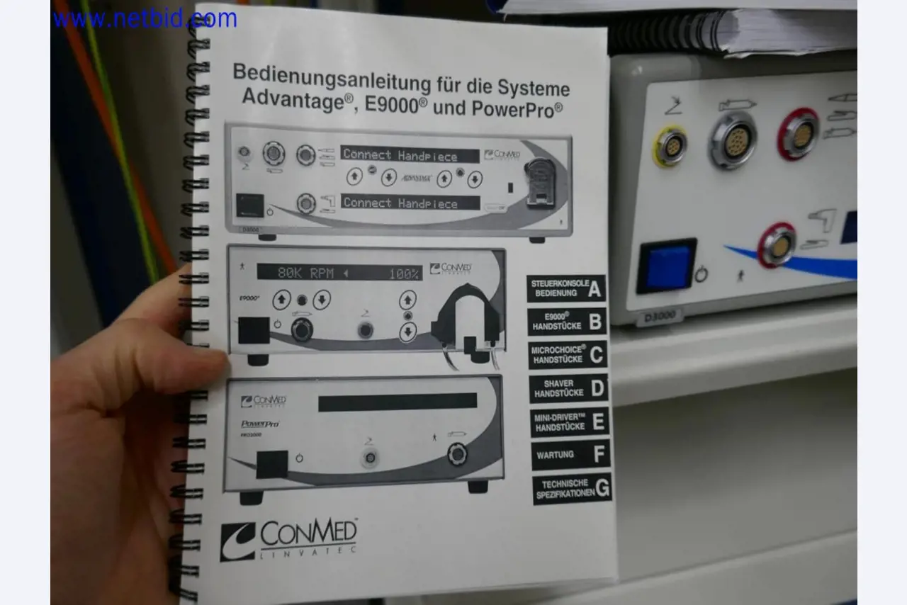 Medyczne urządzenia techniczne, wyposażenie i meble szpitalne-8