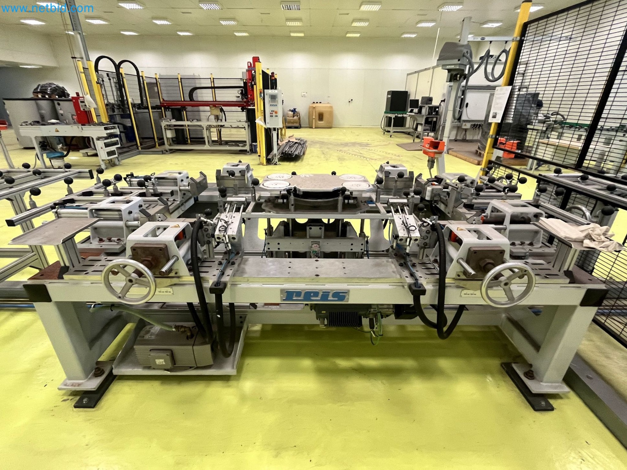 Production facilities for the manufacture of solar modules in Portugal-25