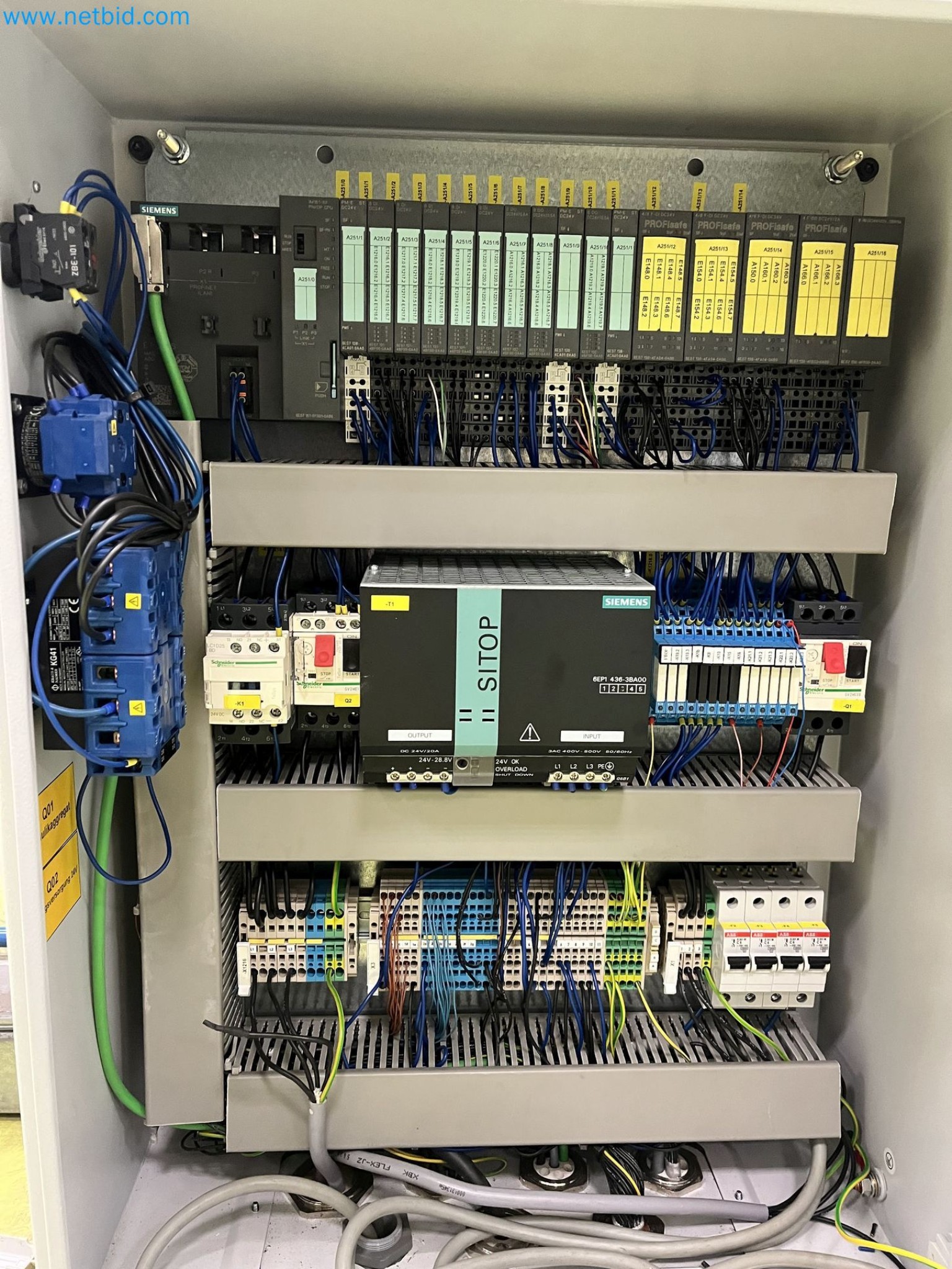 Production facilities for the manufacture of solar modules in Portugal-59