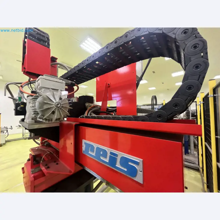 Production facilities for the manufacture of solar modules in Portugal-40