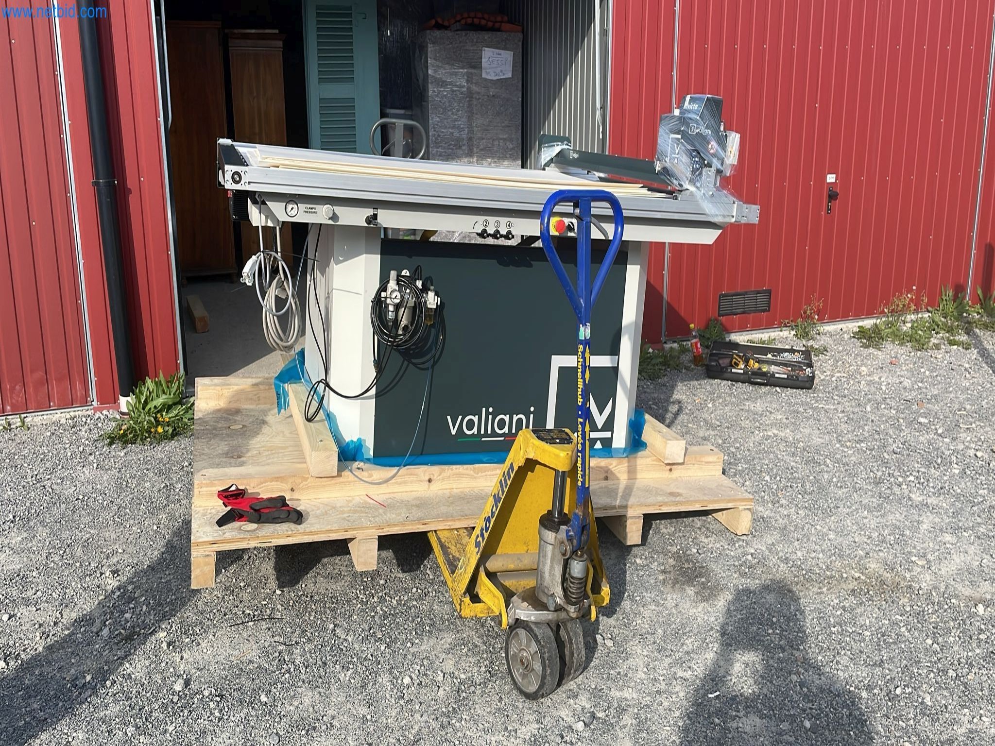 Portalowa maszyna do cięcia gumy Valiani Speed X Invicta V150-13