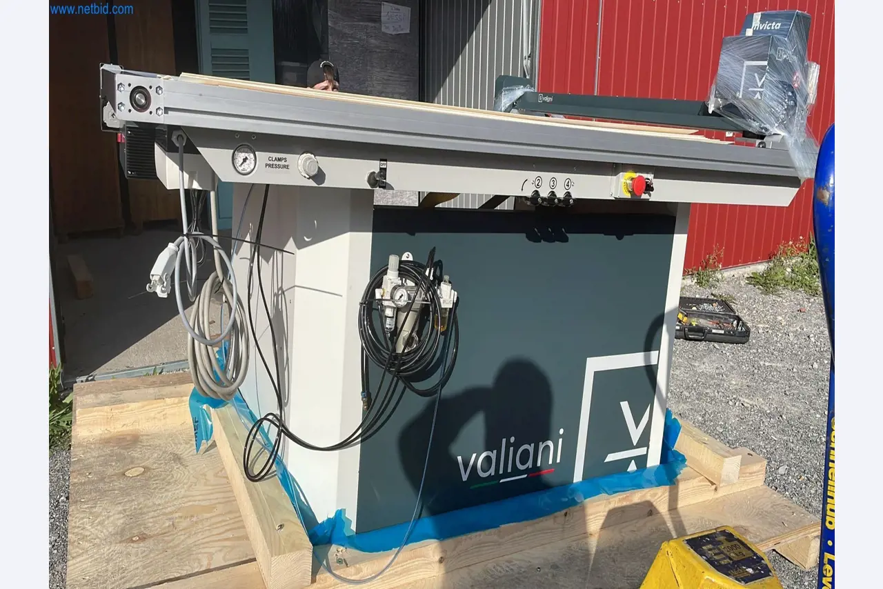 Portalowa maszyna do cięcia gumy Valiani Speed X Invicta V150-15