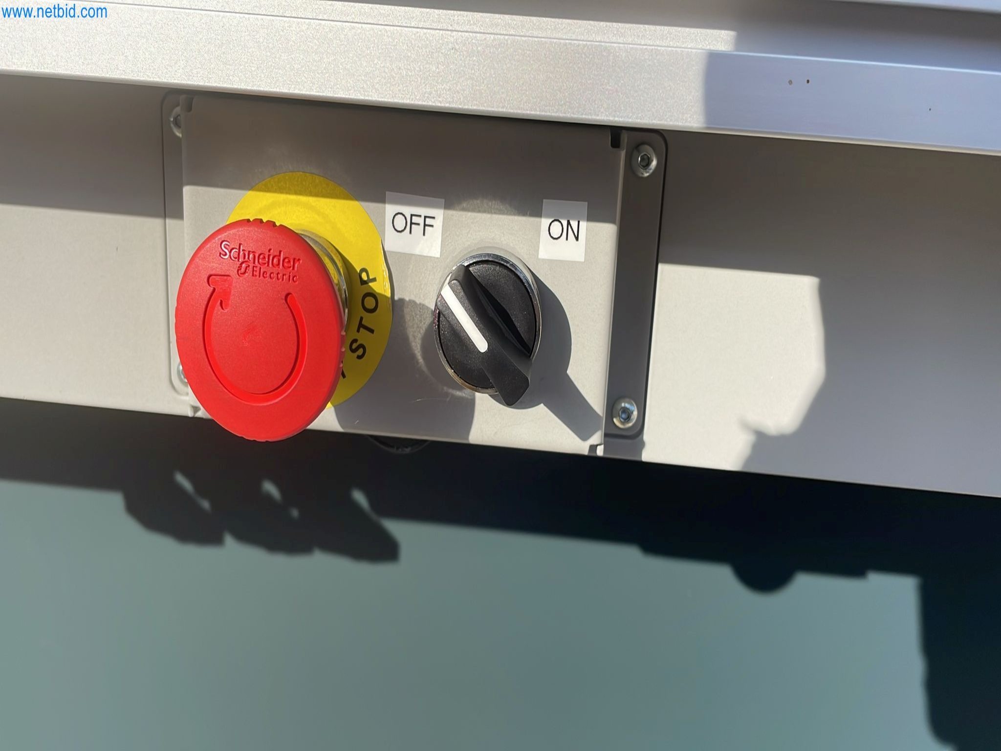 Portalowa maszyna do cięcia gumy Valiani Speed X Invicta V150-19