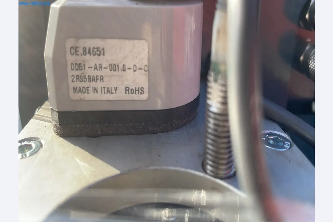 Portalowa maszyna do cięcia gumy Valiani Speed X Invicta V150-4