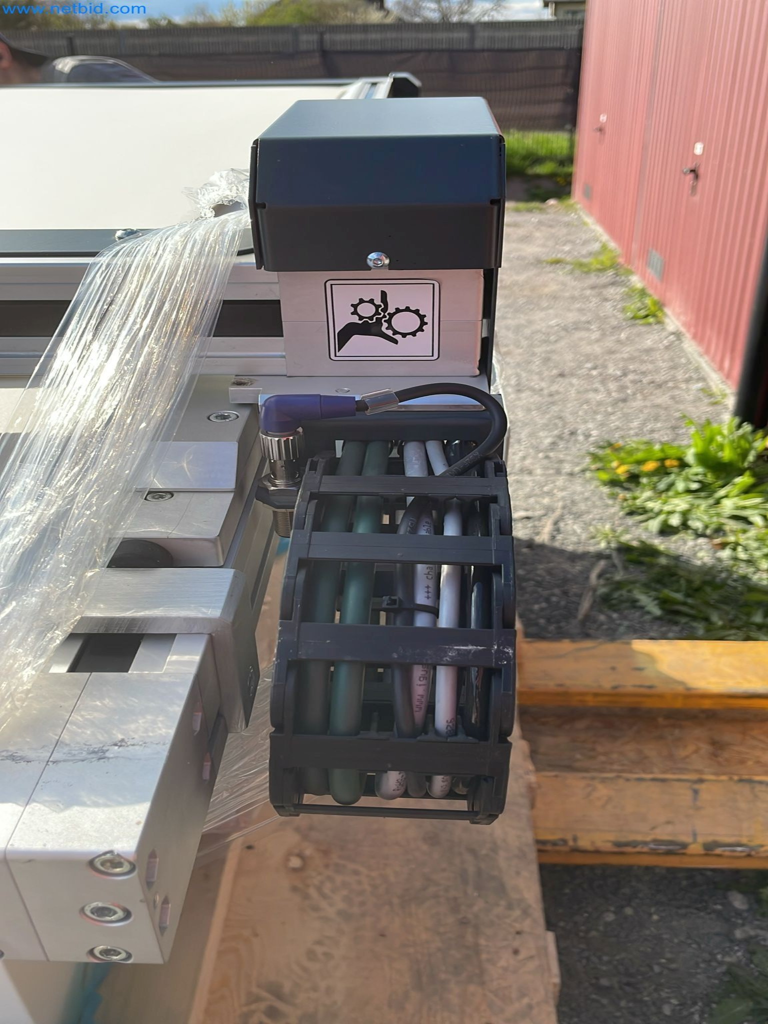 Portalowa maszyna do cięcia gumy Valiani Speed X Invicta V150-6