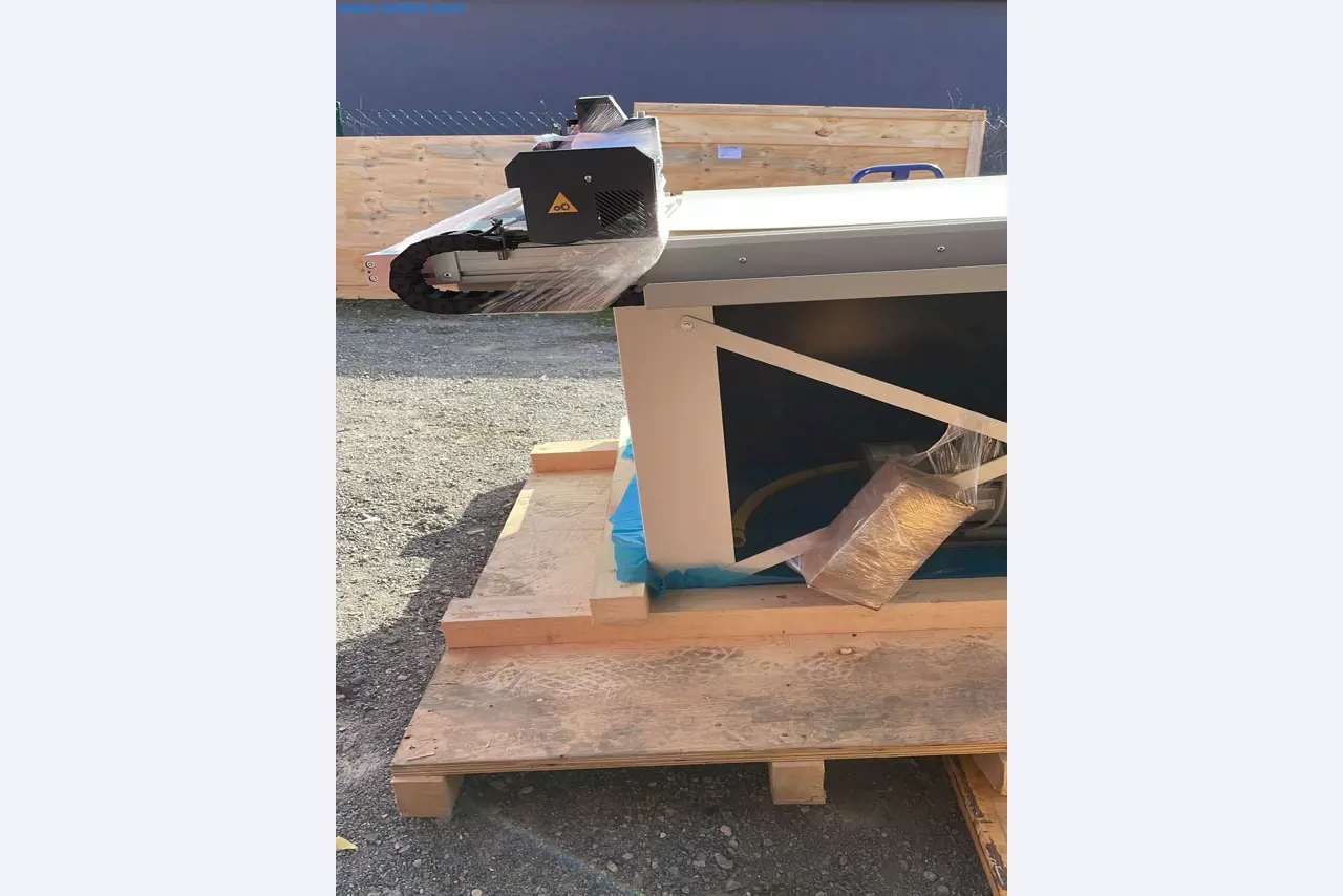 Portalowa maszyna do cięcia gumy Valiani Speed X Invicta V150-7