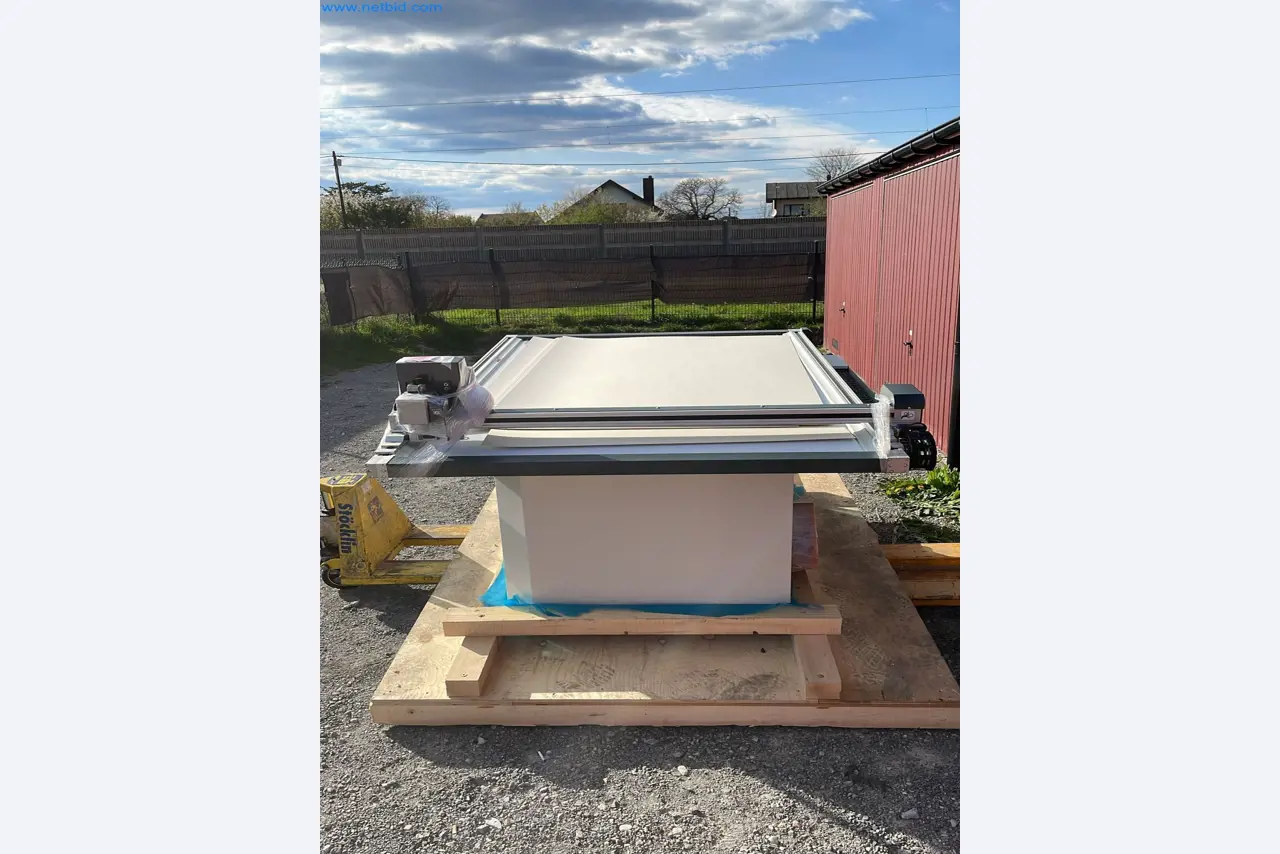 Portalowa maszyna do cięcia gumy Valiani Speed X Invicta V150-9