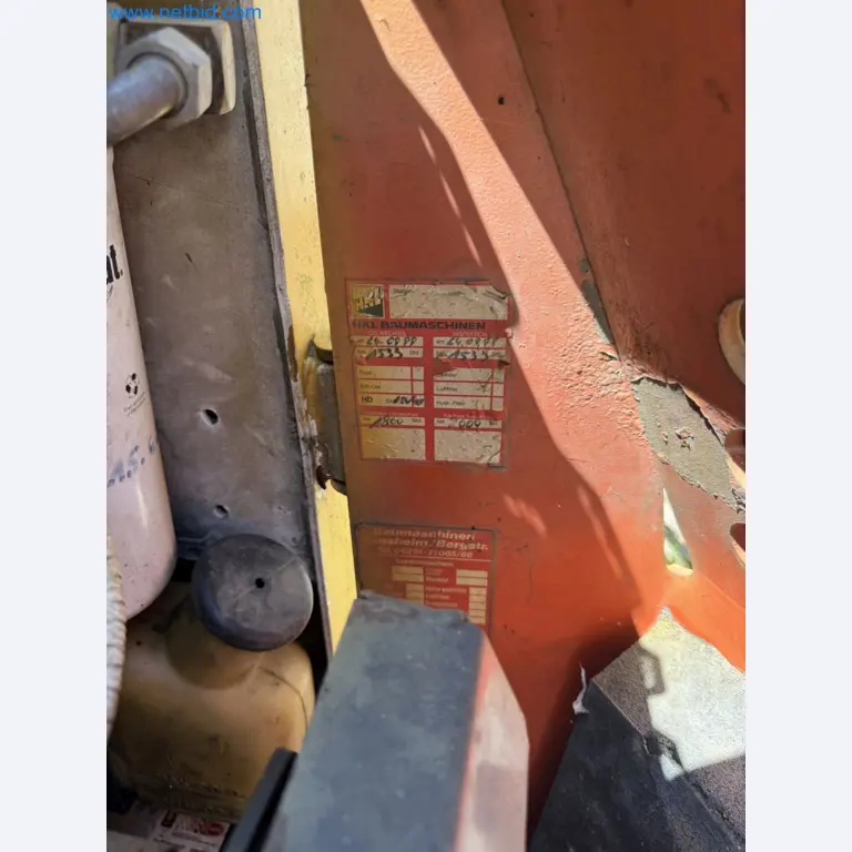 Construction Equipment and Tracked Excavators-5