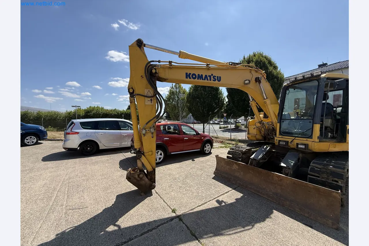 Construction Equipment and Tracked Excavators-12