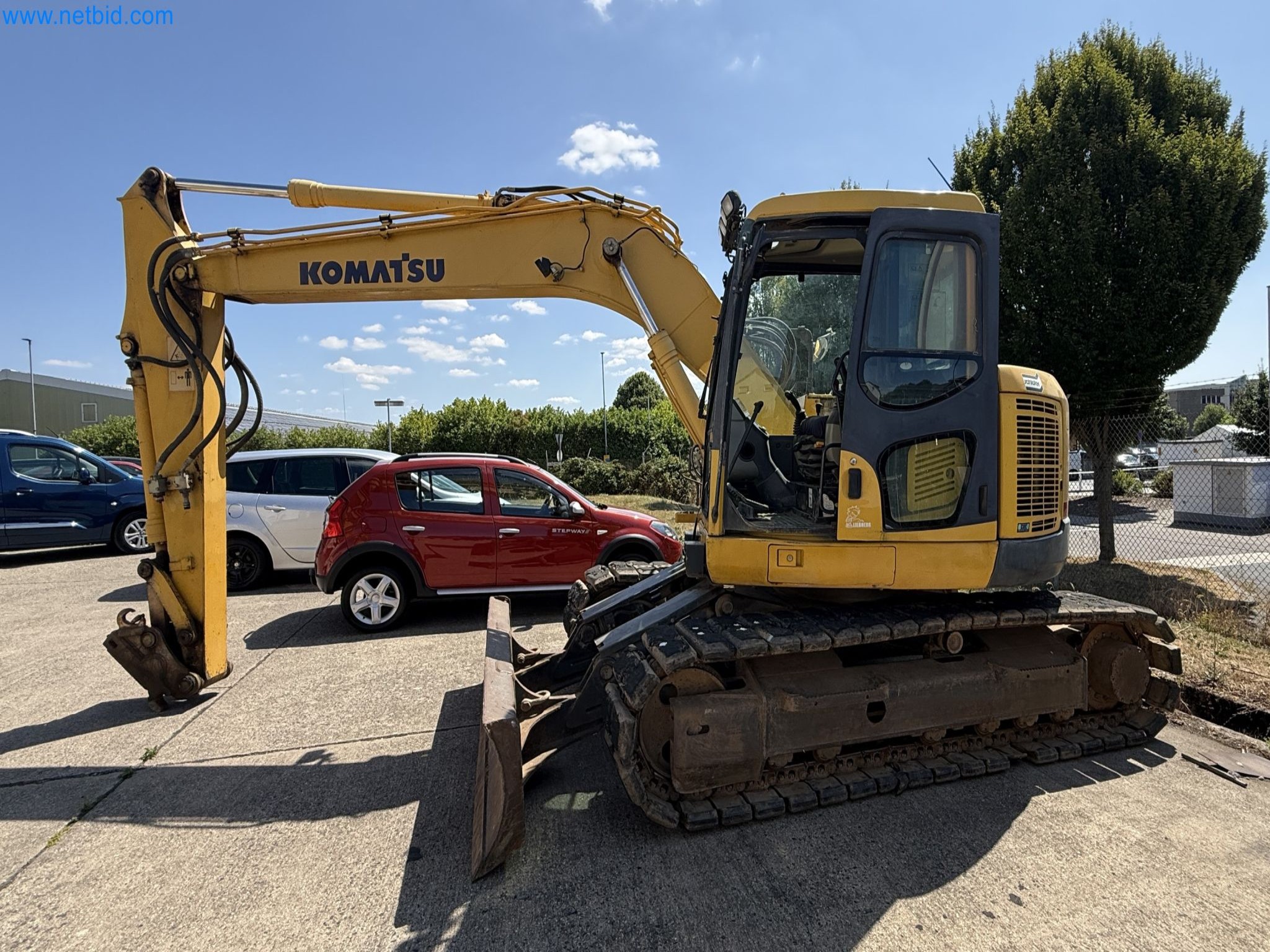 Construction Equipment and Tracked Excavators-1