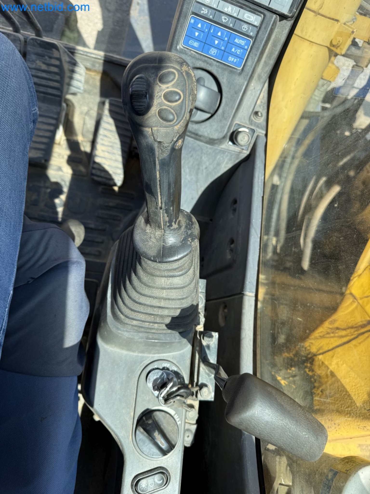 Construction Equipment and Tracked Excavators-20