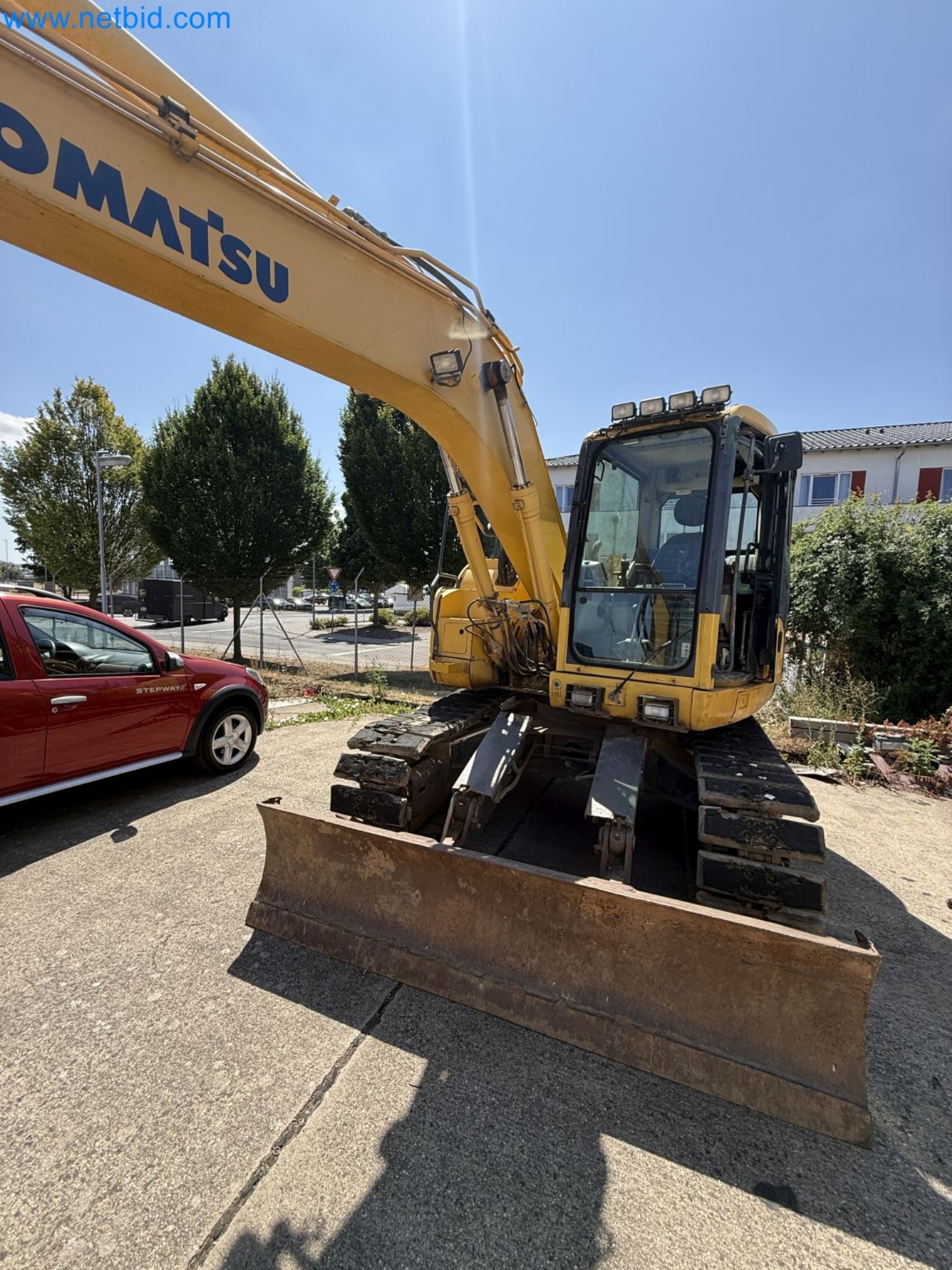 Construction Equipment and Tracked Excavators-2