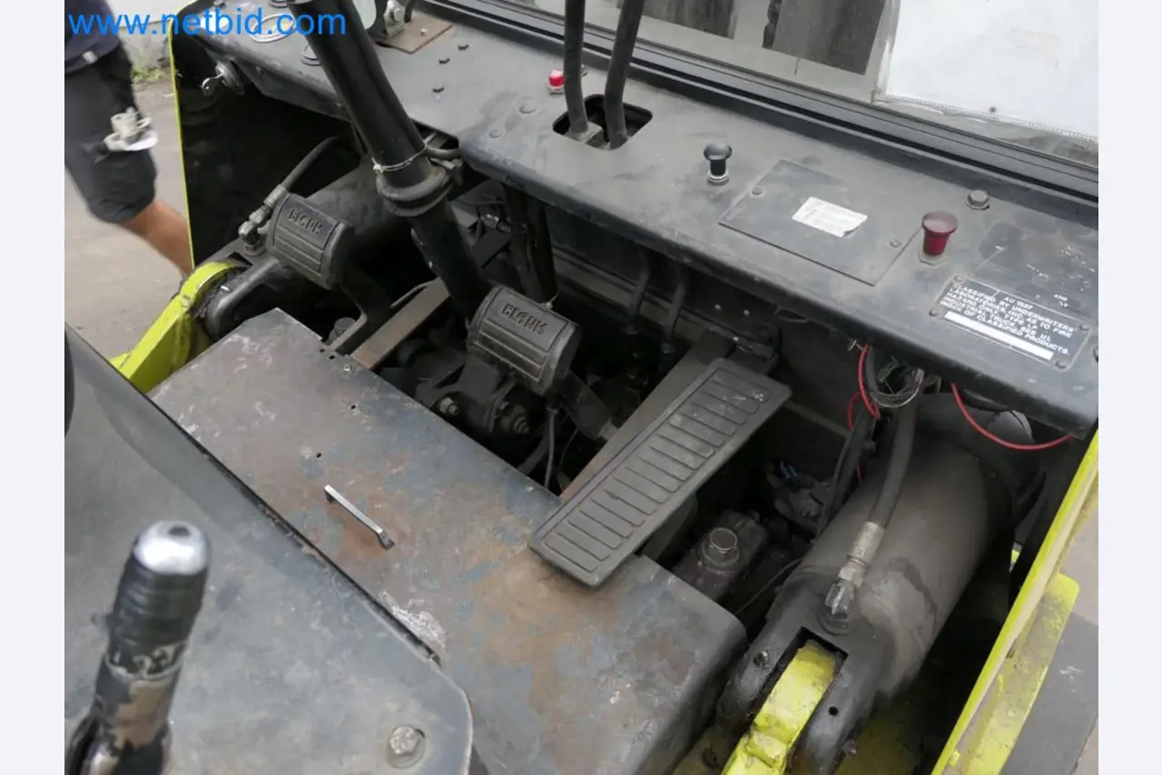 Metalworking machinery, vehicles and operating and office equipment-11