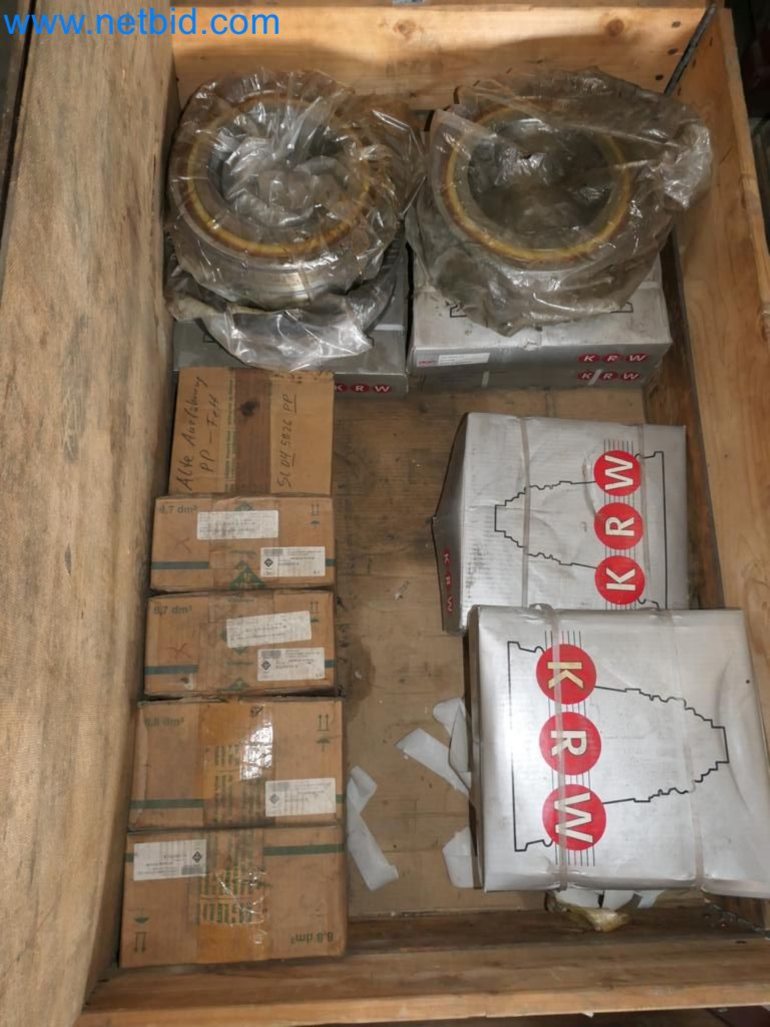 Kovozpracující stroje, vozidla a provozní a kancelářské vybavení-5