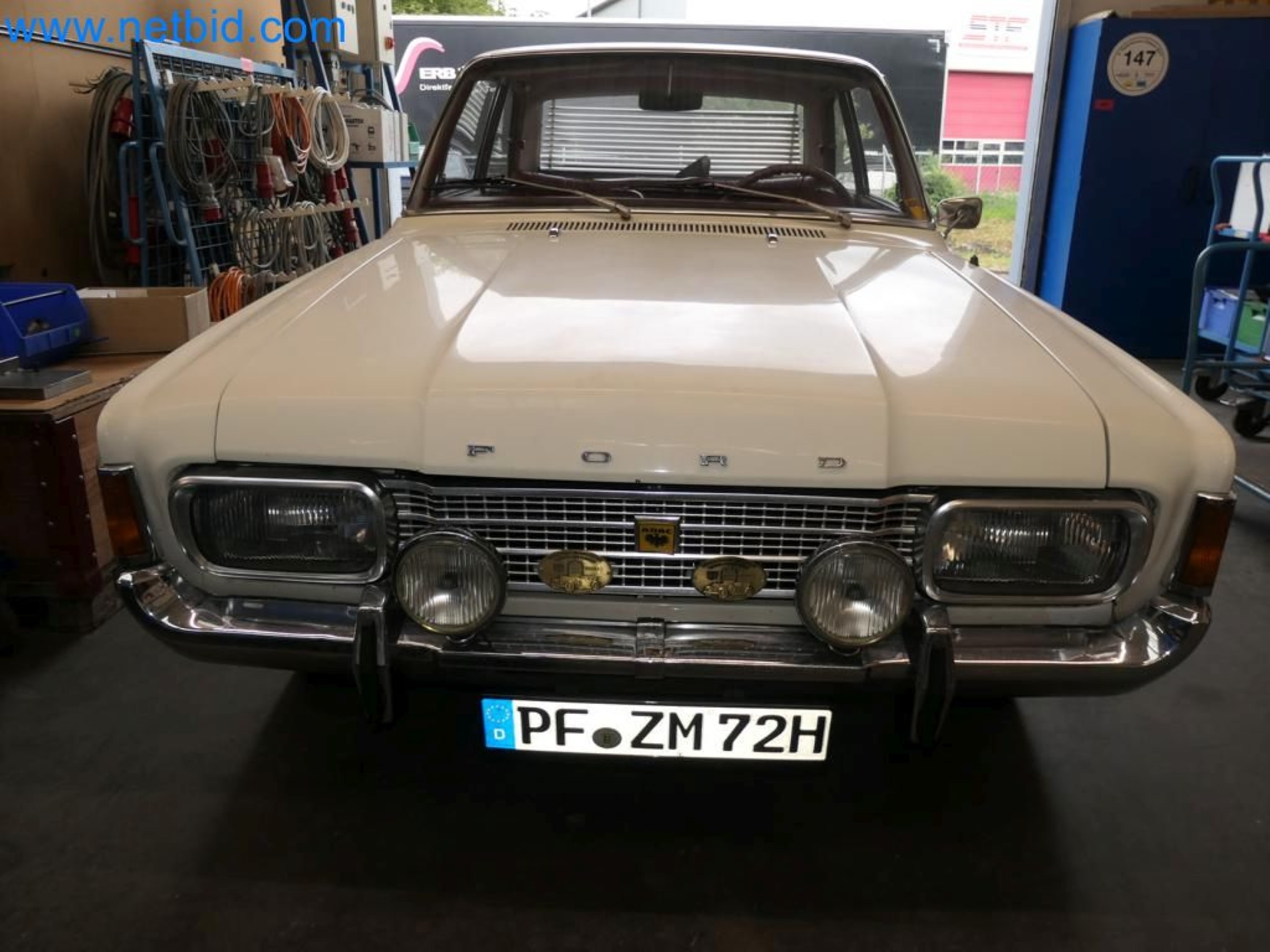 Kovozpracující stroje, vozidla a provozní a kancelářské vybavení-10