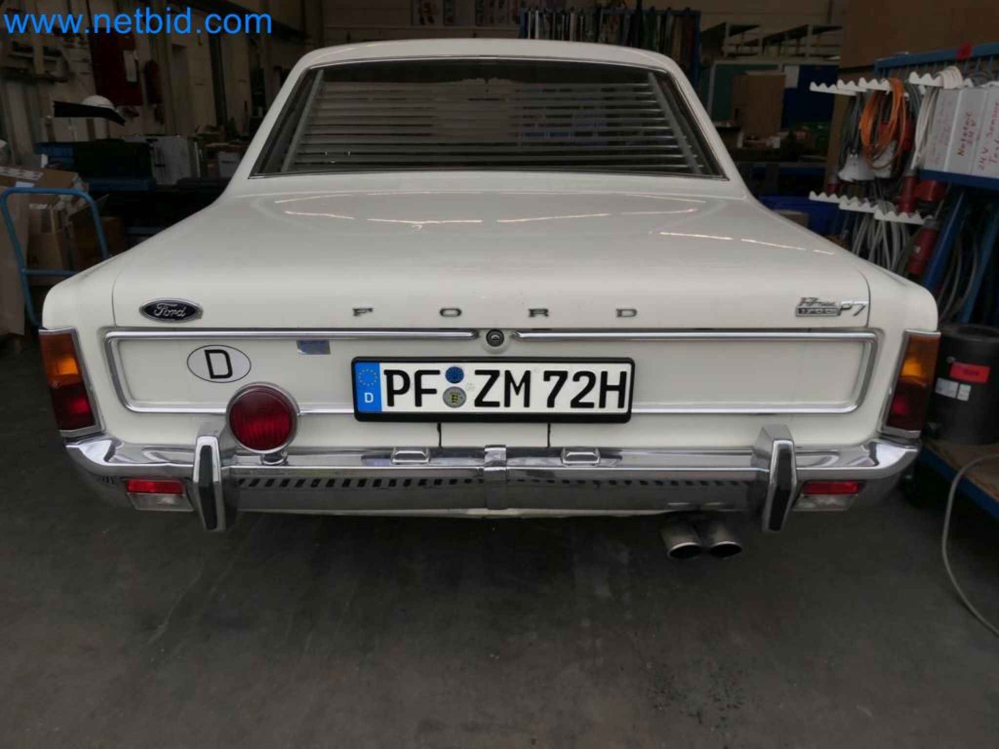 Kovozpracující stroje, vozidla a provozní a kancelářské vybavení-12