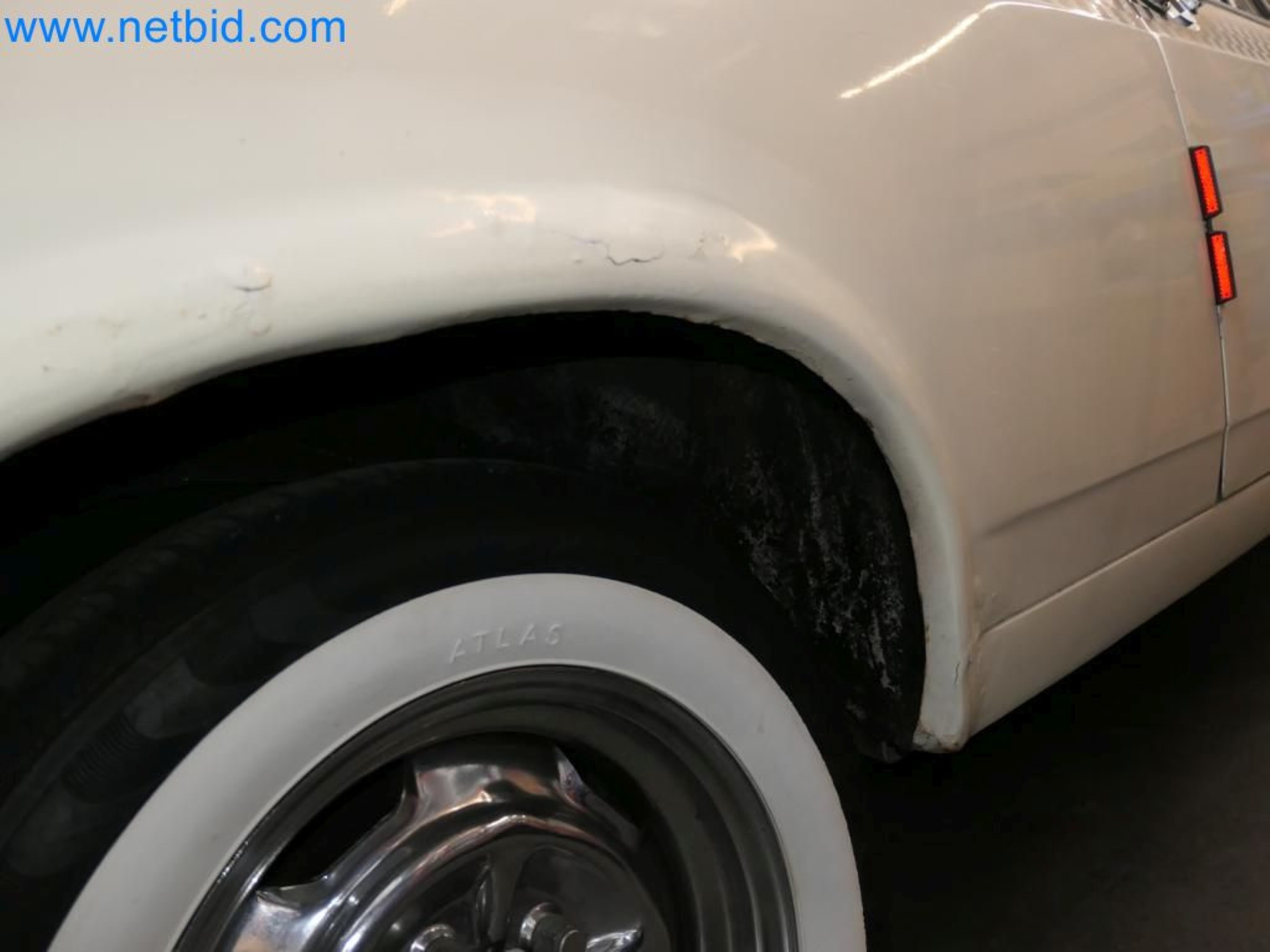 Kovozpracující stroje, vozidla a provozní a kancelářské vybavení-19