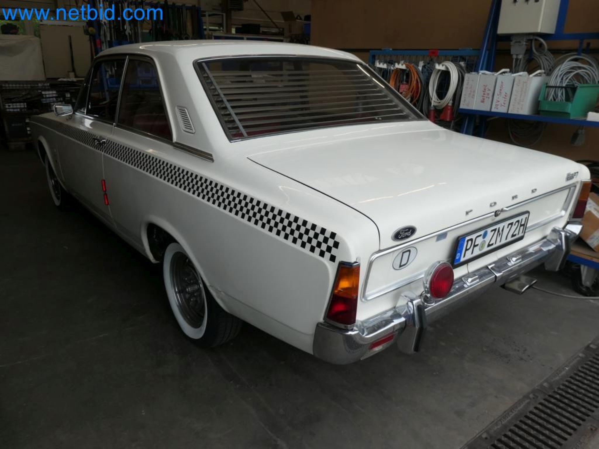 Kovozpracující stroje, vozidla a provozní a kancelářské vybavení-1