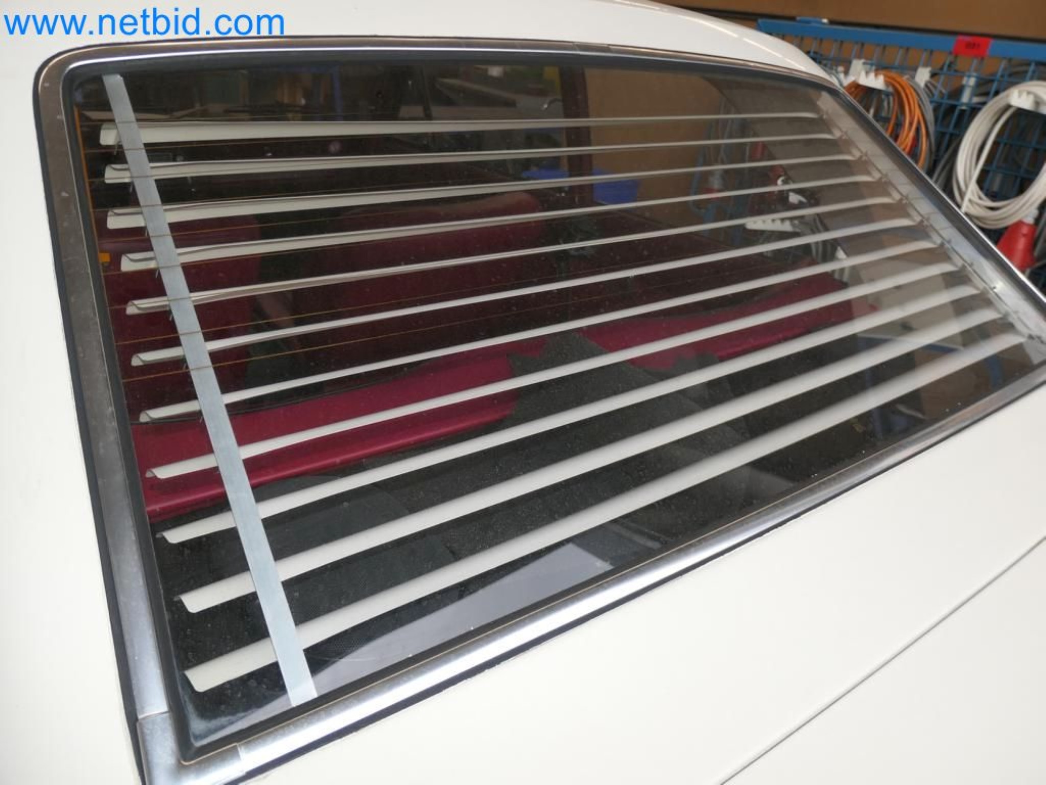 Kovozpracující stroje, vozidla a provozní a kancelářské vybavení-21